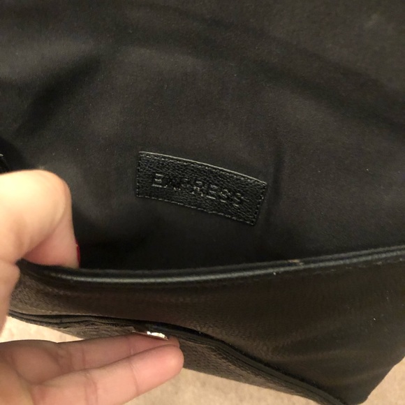 Express Clutch - Picture 4 of 5